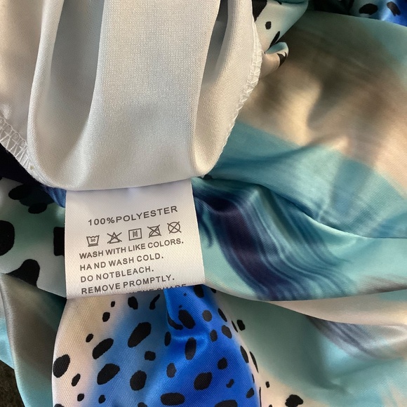 NWT SHEIN Sz MEDIUM Bodycon Dress - Picture 2 of 6